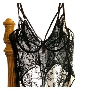 FOREVER 21+ BLACK LACE THONG TEDDY. LINGERIE.